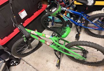 Boys bike
