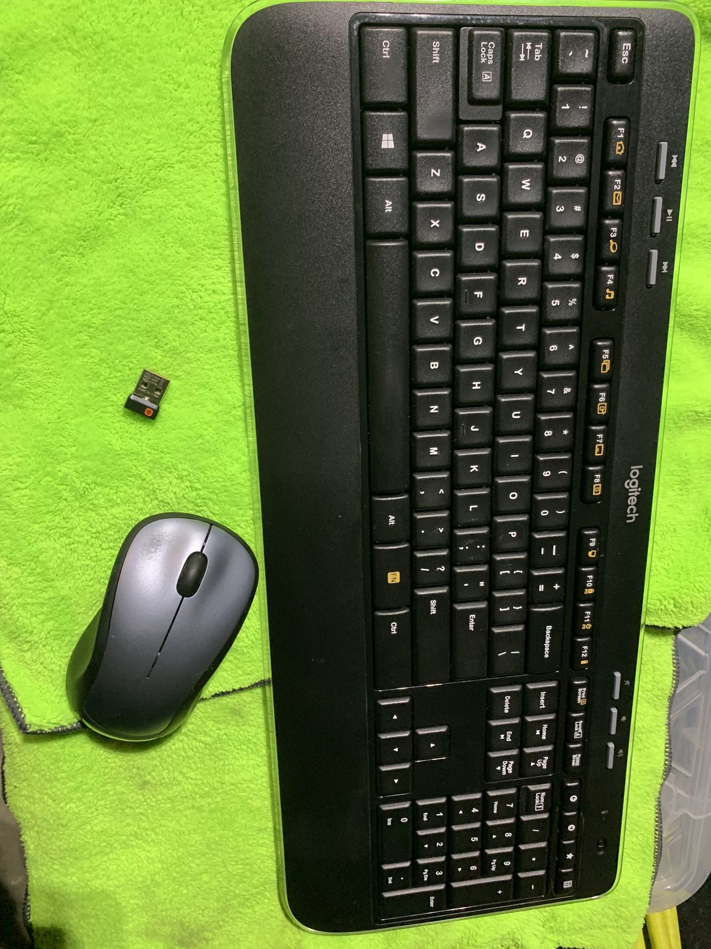 Wireless Mouse And Keyboards ⌨️ 🖱️ !!!