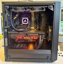 GAMING PC + MONITOR + LOGITECHG920+KBM
