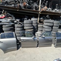 2014-2019 Kia soul Driver Left front door $400 Left Driver rear door $380 right passenger front door $400 right passenger rear door $380