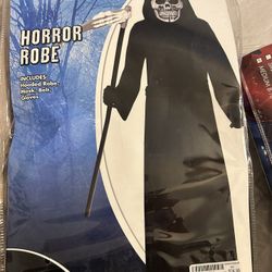 Horror Robe 