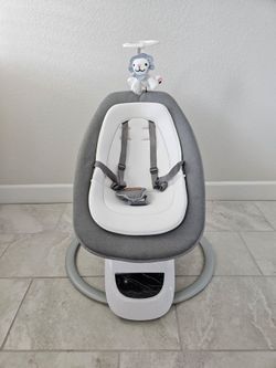 Baby power swing chair