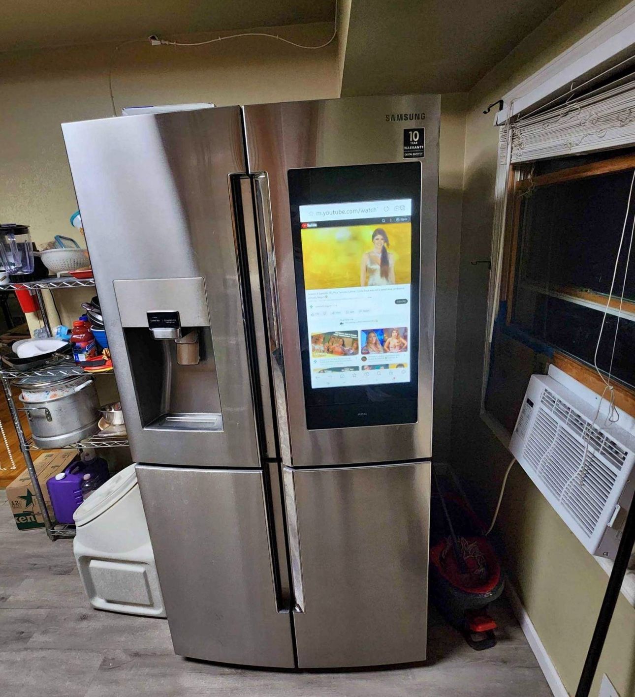 Refrigerator