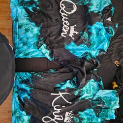 Sweat shirts