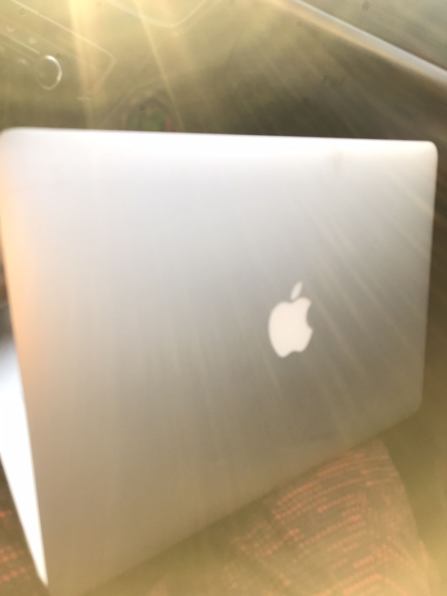 Apple MacBook Air SemiNew