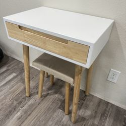 Vanity Table 