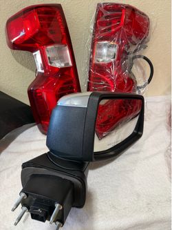 2019-2025 gmc sierra mirror
