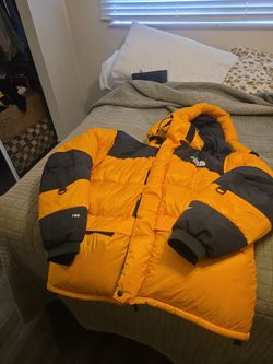 The North Face 700 Down Puffer Jacket