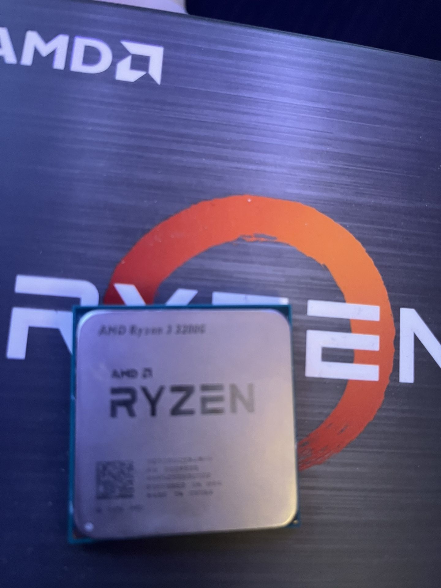 Ryzen 3 3200G With Heat Sink