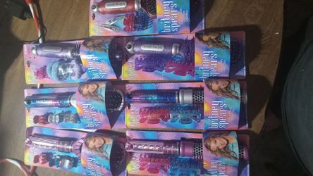 Hair brushes