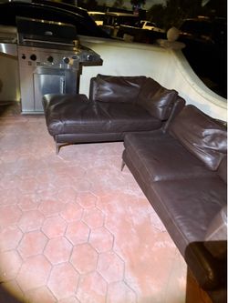 Italian leather. Chouches