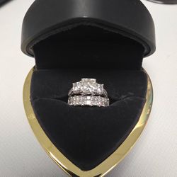 Diamond and white gold Rings