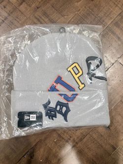 Supreme FW26’ week 4 Supreme New Era Arc Beanie Grey