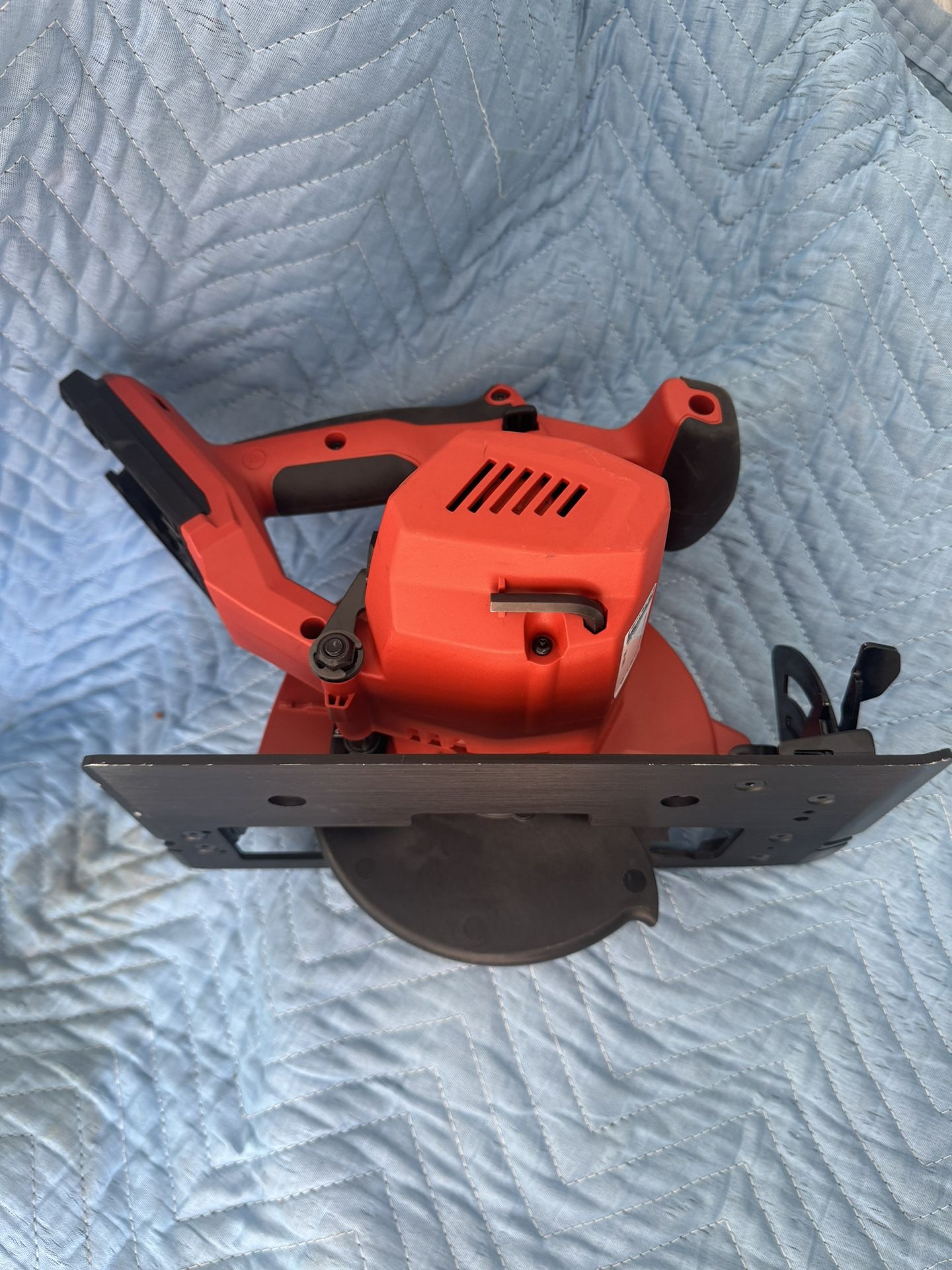 Hilti 22-Volt NURON SC 4WL Lithium-Ion Cordless Brushless Circular Saw (Tool-Only)