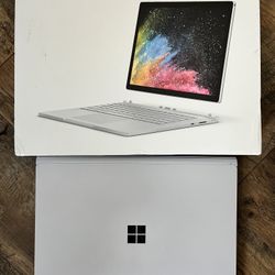 Microsoft Surface Book 2, I7 16GB RAM 512 GB Storage