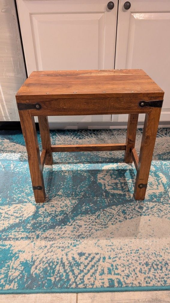 Stool/Side Table