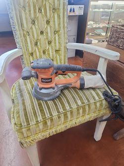 Ridgid R2611 Sander 6 in. Variable Speed Random Orbital 