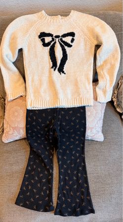 Girls outfit size 6 lightly used still in good condition
