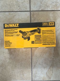 Dewalt 4.5" Angle Grinder With Brake