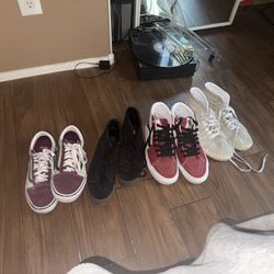 4 Pairs Of Vans Lot