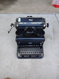 Royal Typewriter