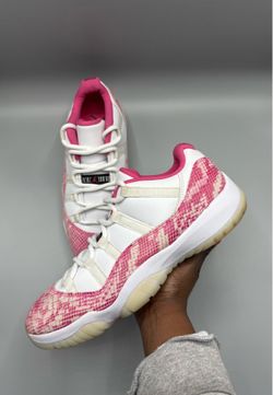Jordan 11 Retro Low Pink Snakeskin (Sz 9m/11w)