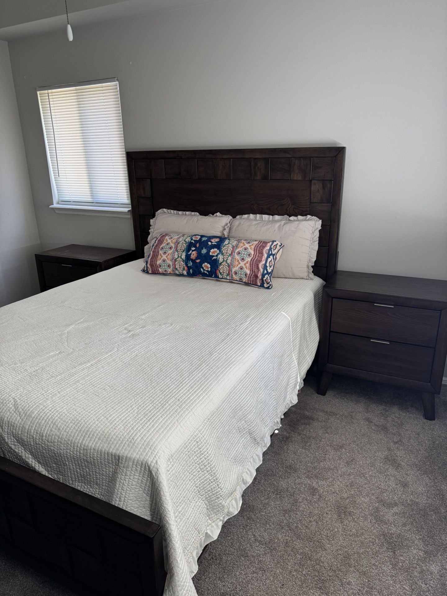 Queen Bedroom Sets 4