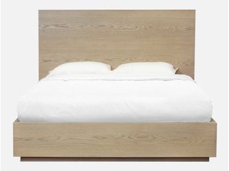 One Coastal Modern Eastern King Platform Bed in Bisque