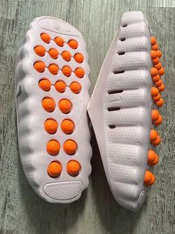 Nike minds 001