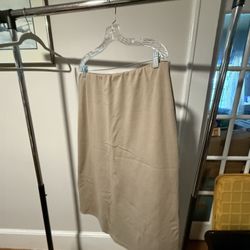 Sag Harbor Large Beige Skirt