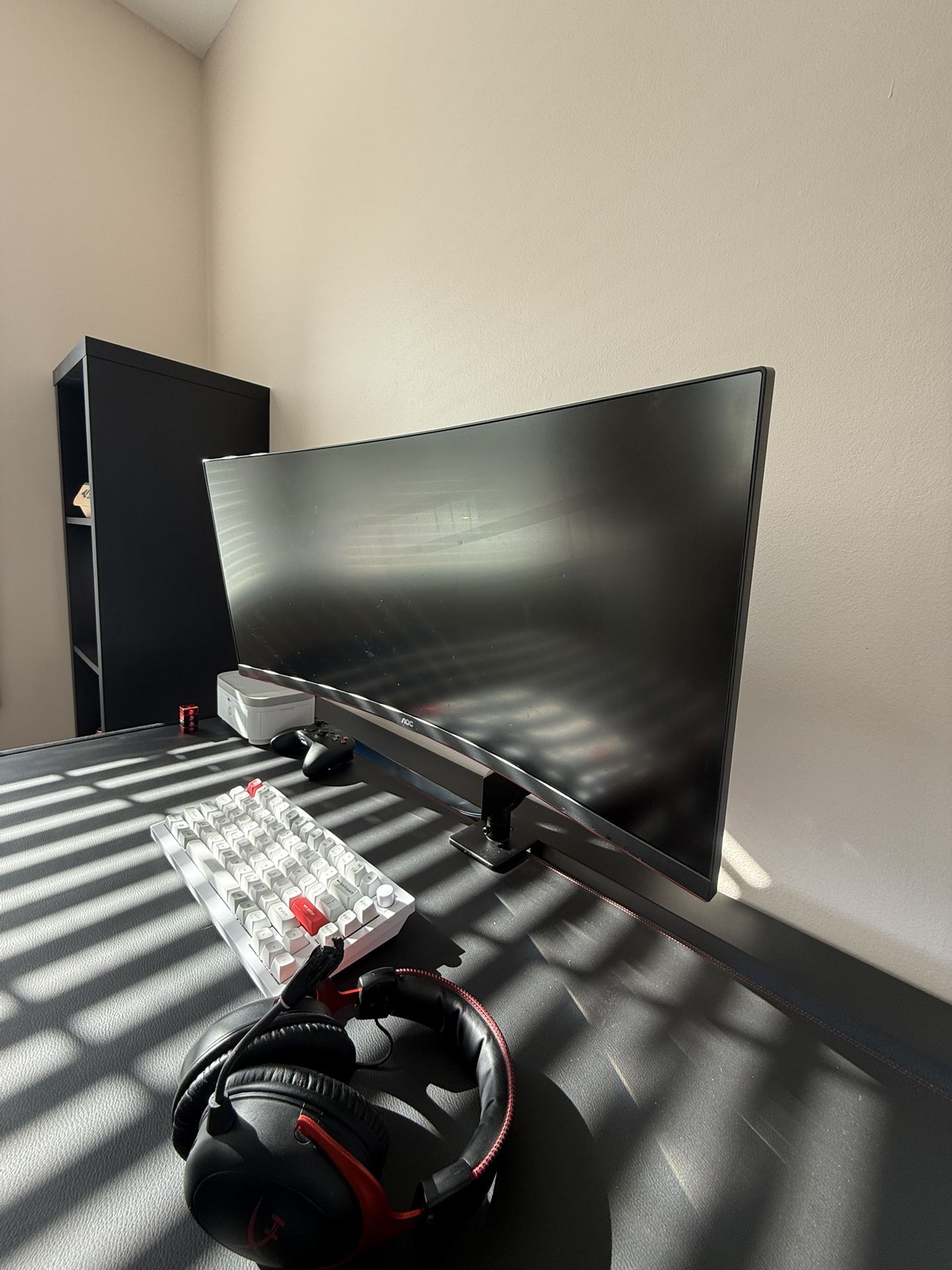 AOC 34” Curved Gaming Monitor
