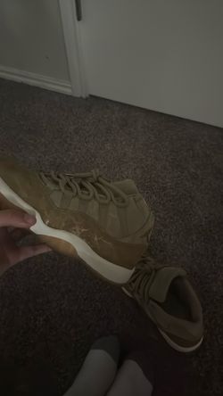 Olive Jordan 11 size 10.5