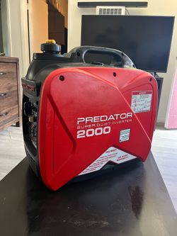 PREDATOR Generador de luz o planta de luz PREDATOR 2000 pido $320 está trabajando bien prende a la primera