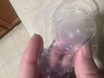 Nipple shields