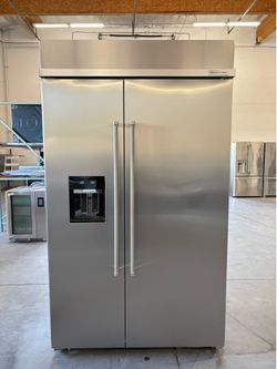 KitchenAid built-in 48 Fridge works perfect in good condition. Free delivery to garage one year warranty.