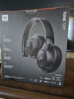 JBL Tune 720 Headphones