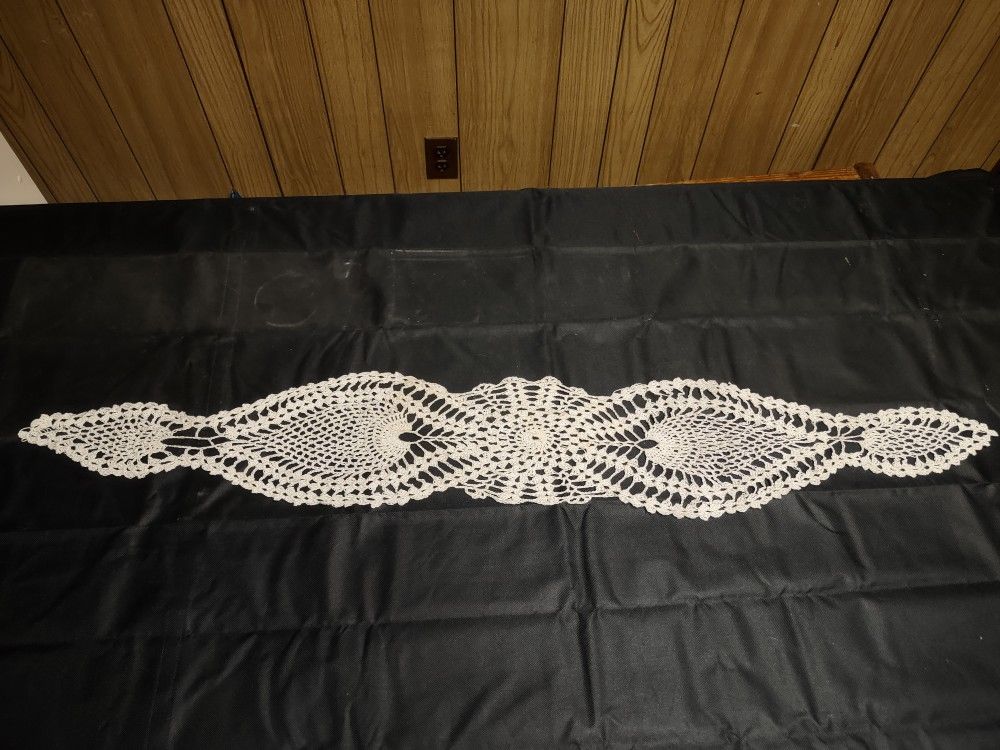 Beautiful Pineapple Lace Doily Or Table Runner With Doily From 1888
