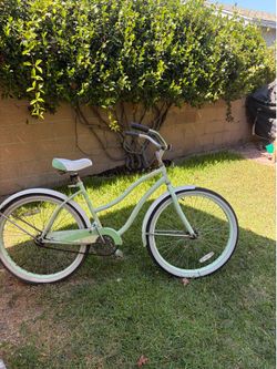 Beach Cruiser- Huffy