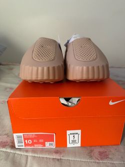 Nike mind pale ivory size 10 men