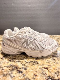 New Balance 740 Bungee Lace Sneakers PZ740WM White Silver Kids Size 1.5