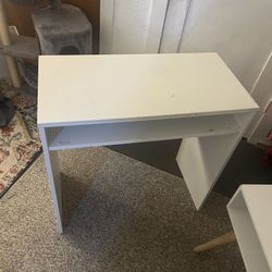 White Desk 