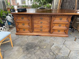 Solid wood drawer , great condition 10 drawer