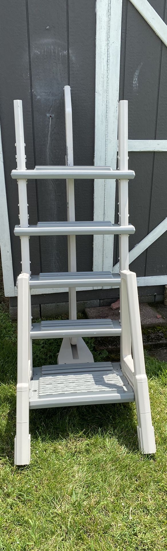 48” Pool Deck Ladder $125