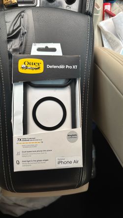 iPhone Air Defender XT Pro OtterBox with MagSafe