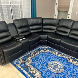 New Reclining Sectional.  Black Or Brown Leather.  111” X 98”.  Free Delivery!