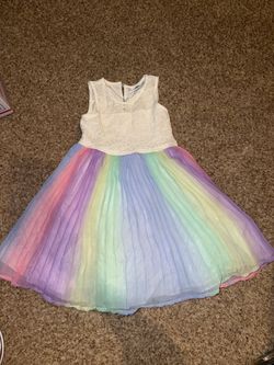 Rare editions girls dress size 6. Has light stains
