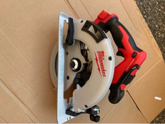 Milwaukee Circular Saw M18 7 1/4