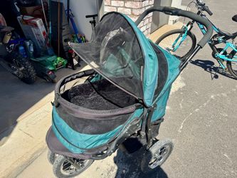 Dog stroller