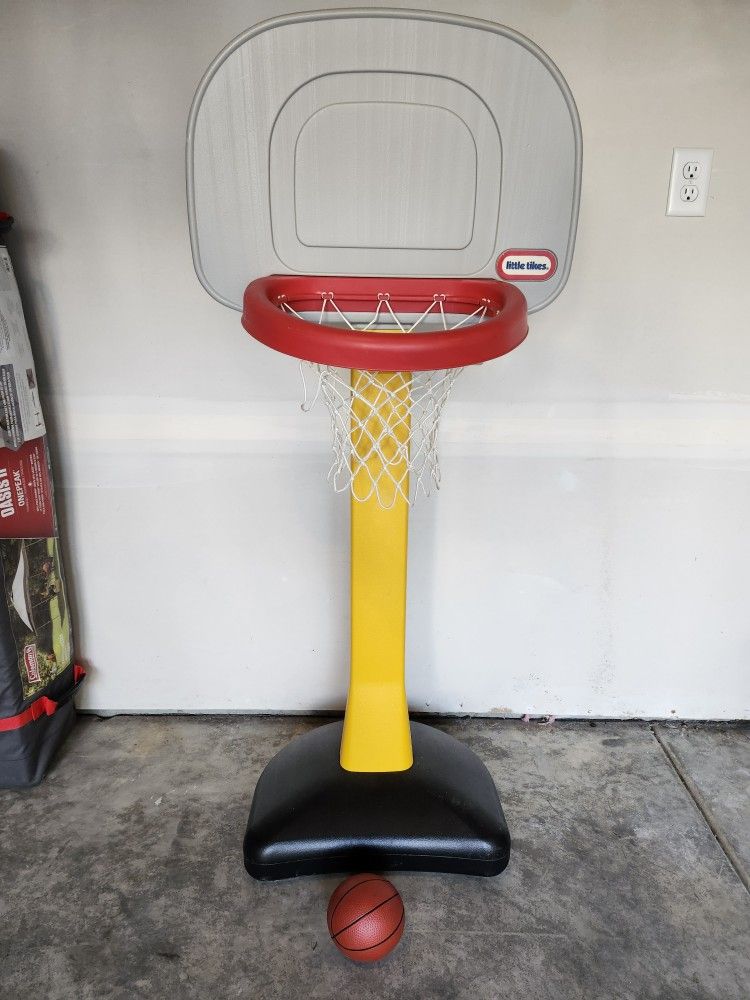Kids Basketball Hoop