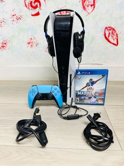 Sony Playstation 5 Disc Version 825GB , Bonus 1 Game , 1 Headset ( Used Very New )